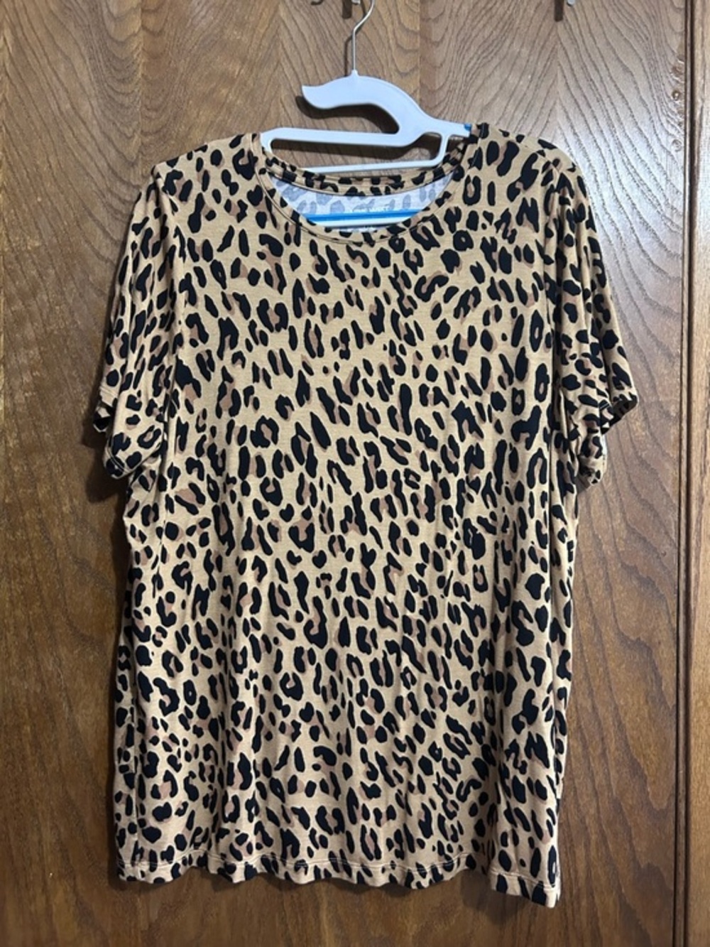 Nine West 0X short sleeve Soft Spun tee leopard print